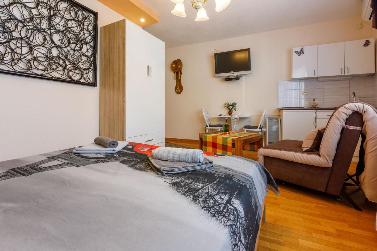 Apartments And Room Art Crikvenica Kültér fotó