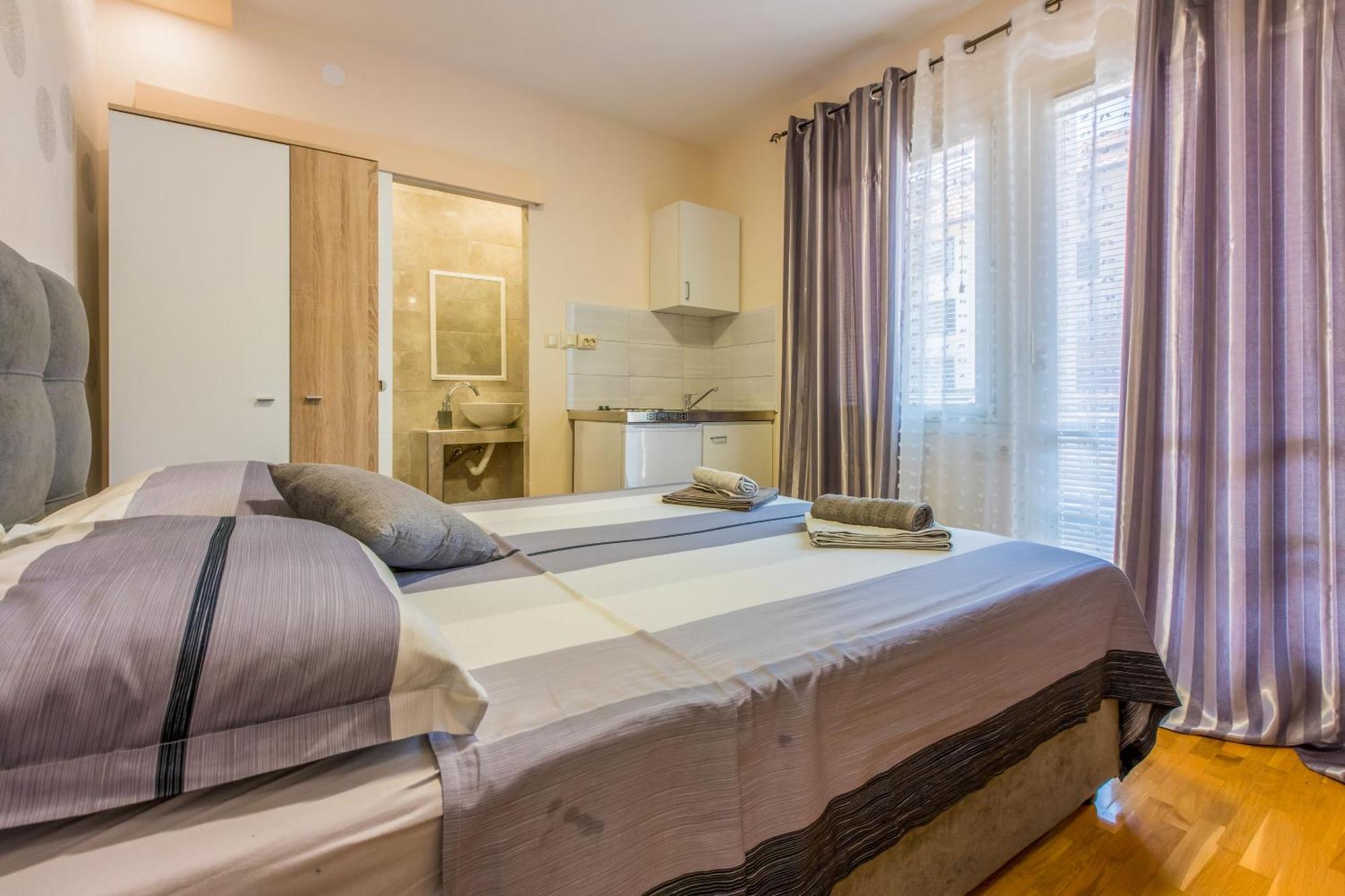 Apartments And Room Art Crikvenica Kültér fotó