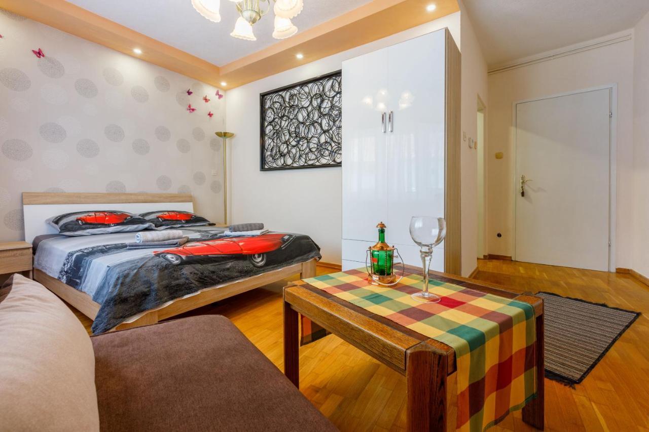 Apartments And Room Art Crikvenica Kültér fotó