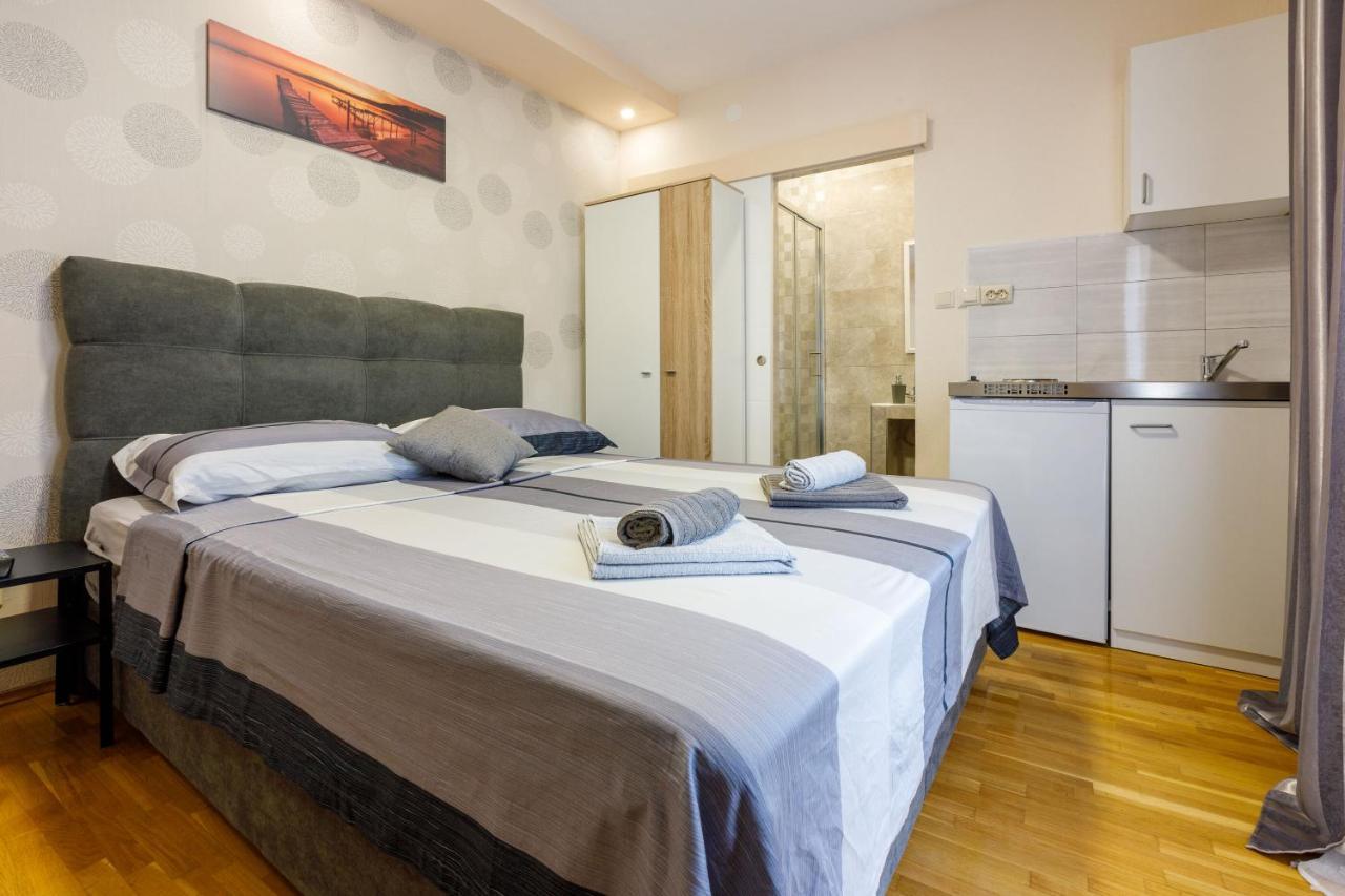 Apartments And Room Art Crikvenica Kültér fotó