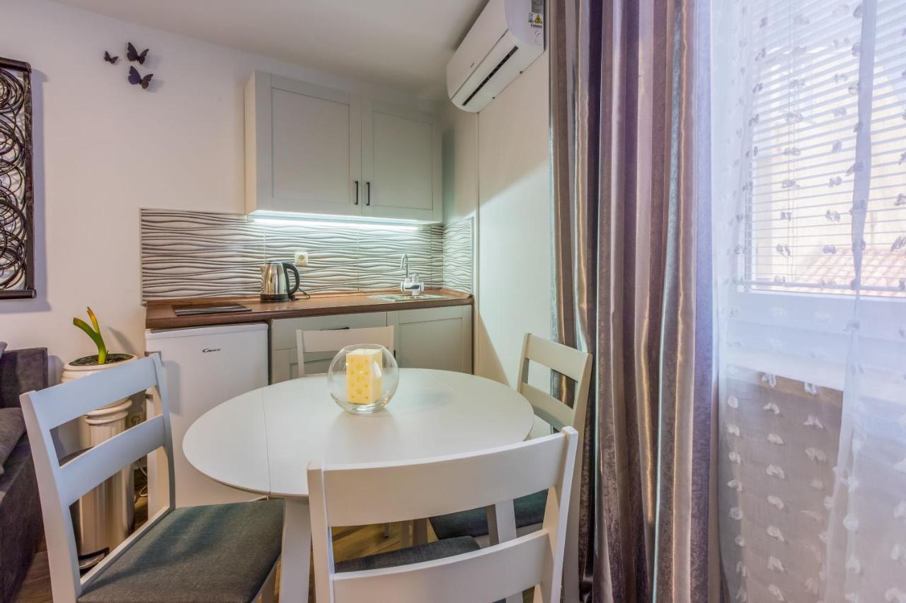 Apartments And Room Art Crikvenica Kültér fotó